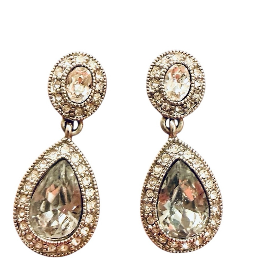 2/$30 Carolee Crystal Teardrop Drop Earrings Silver Tone Rhinestone Dangle